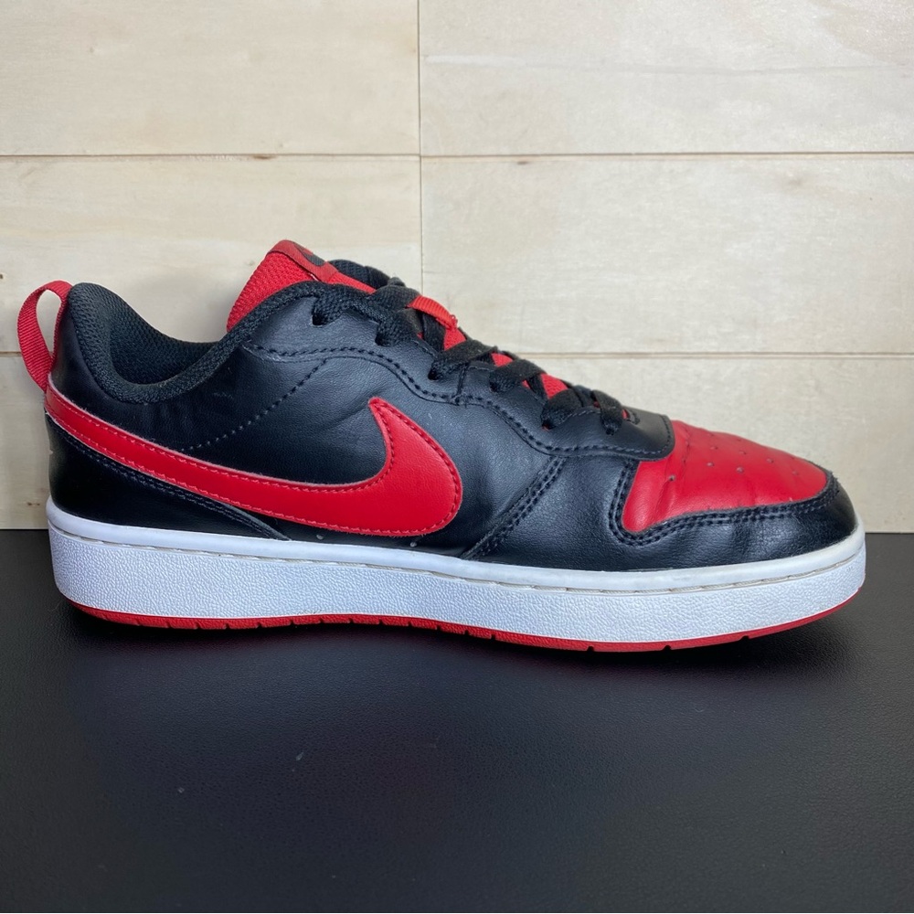 Nike Court Borough Red Black Unisex Kid's Youth Size 6Y Shoes Sneakers BQ5448007 - Picture 3 of 11